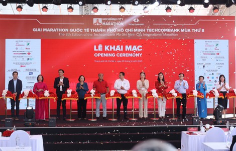 Khai mạc giải Marathon Quốc tế TP HCM Techcombank mùa thứ 8