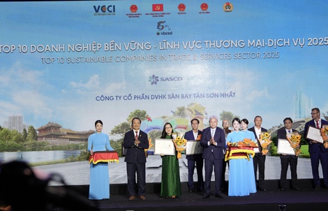 SASCO được vinh danh “Ngôi sao CSI” và 10 năm liên tiếp TOP 10 Phát triển bền vững Việt Nam.