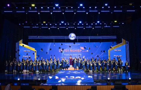 Trường Đại học Văn Hiến kết nối hơn 4.000 vị trí việc làm cho tân khoa ngay tại Lễ Tốt nghiệp 2025