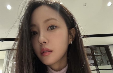Mỹ nhân showbiz gây ngạc nhiên khi kết hôn ngoài giới