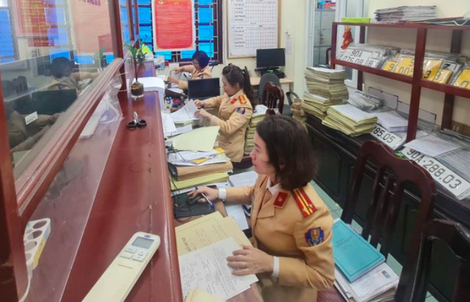 Bộ Công an: Từ ngày 1-3, người dân ở nhà có thể đổi, cấp lại giấy phép lái xe