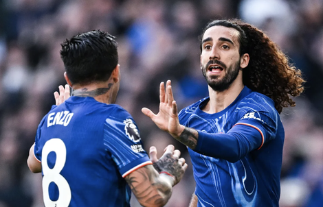 Chelsea trở lại Top 4 nhờ "người hùng" tóc xù