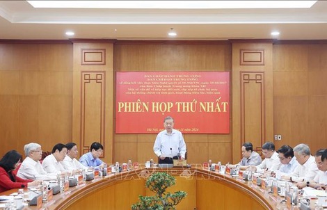 Ban hành kế hoạch cụ thể sắp xếp tổ chức bộ máy hệ thống chính trị từ Trung ương tới địa phương
