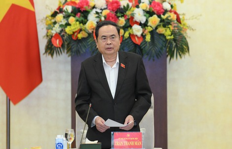 Chủ tịch Quốc hội chủ trì phiên họp về Đề án sửa đổi, 
bổ sung Hiến pháp