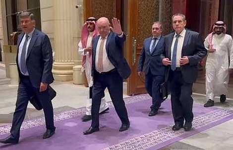 Nga - Mỹ kết thúc 12 giờ đàm phán, Tổng thống Donald Trump nuôi hy vọng
