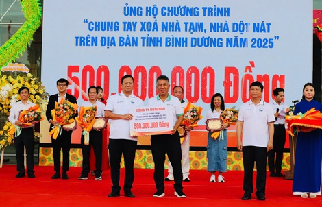 Nutifood ủng hộ 500 triệu “Chung tay xóa nhà tạm, nhà dột nát” tỉnh Bình Dương