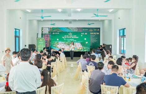 Nhà đầu tư săn đón BDS sinh thái Hòa Bình ở sự kiện ra mắt Chine Riverside