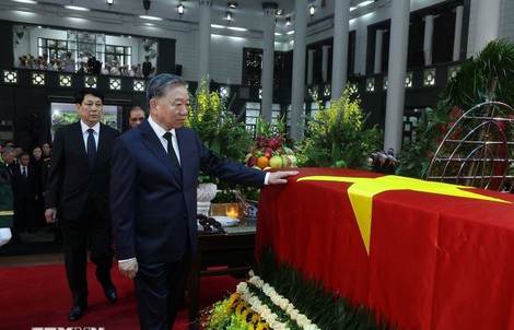 Lễ Quốc tang nguyên Chủ tịch nước Trần Đức Lương
