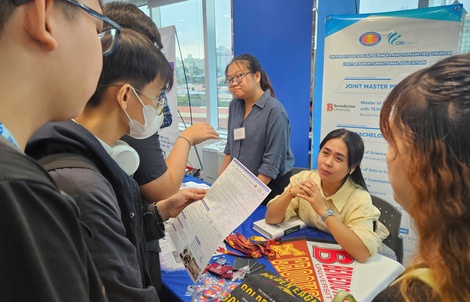 Xu hướng du học tại chỗ "lên ngôi" nhờ học phí siêu tiết kiệm