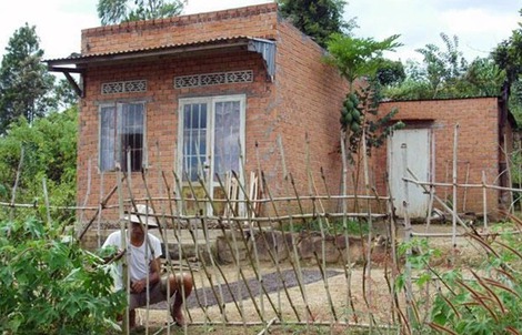 Phát hiện thi thể cha và con gái trong ngôi nhà khóa trái cửa ở Lâm Đồng