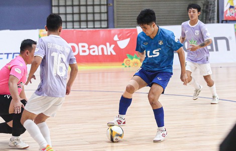 Thái Sơn Bắc thắng 7 bàn, tạm dẫn ngôi đầu
