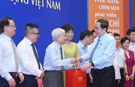 Báo chí giúp Quốc hội đến gần hơn với nhân dân