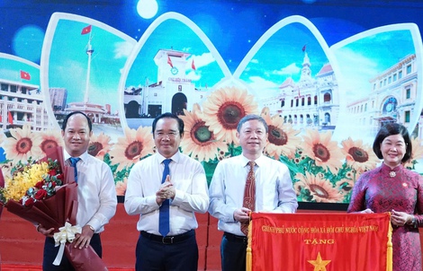 Chủ tịch Nguyễn Văn Được: Quận 1 luôn là lá cờ đầu của TP HCM