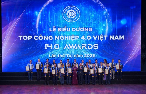 EVNHCMC được vinh danh Top Công nghiệp 4.0 Việt Nam năm 2025
