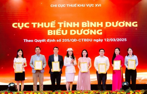 Tân Hiệp Phát được biểu dương về thành tích nổi bật trong việc nộp thuế