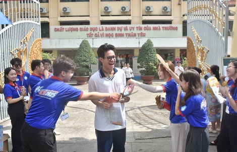 Thi tốt nghiệp TP THPT năm 2025: Gợi ý giải đề thi môn ngữ văn