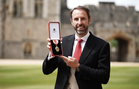 Hoàng gia Anh phong tước hiệu Hiệp sĩ cho HLV Gareth Southgate
