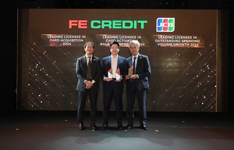 FE CREDIT lập cú hat-trick tại giải thưởng thẻ JCB