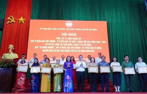 Hơn 552 tỉ đồng hướng về biên giới, biển đảo