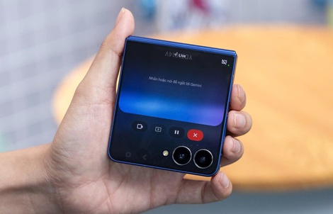 Galaxy Z Flip7 - Trợ lý hoàn hảo cho những chuyến đi