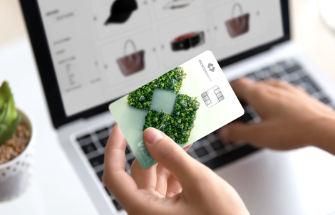 Ra mắt thẻ tín dụng Techcombank Visa Eco, thẻ xanh theo dõi dấu chân carbon đầu tiên tại Việt Nam