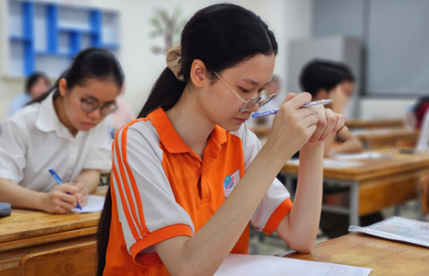 Bộ GD-ĐT công bố điểm sàn khối sư phạm, sức khỏe