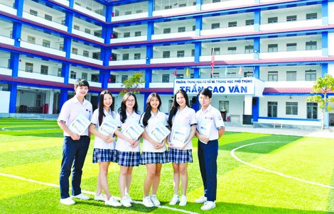 TRƯỜNG THCS-THPT TRẦN CAO VÂN (TP HCM): Khẳng định thương hiệu bằng sự tín nhiệm của phụ huynh