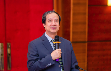 Bộ trưởng Giáo dục và Đào tạo phản hồi ý kiến cả nước dùng 1 bộ sách giáo khoa