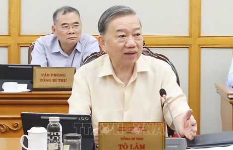 Tổng Bí thư Tô Lâm: Tăng cường kiểm tra, kịp thời 
tháo gỡ khó khăn khi vận hành bộ máy mới