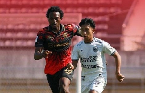 Lào gây sốc với bóng đá Đông Nam Á, mỗi CLB dùng tới 10 ngoại binh