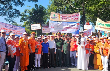 Vietbank cùng hơn 5.000 người đồng hành "Vì nạn nhân chất độc da cam" lần thứ 18