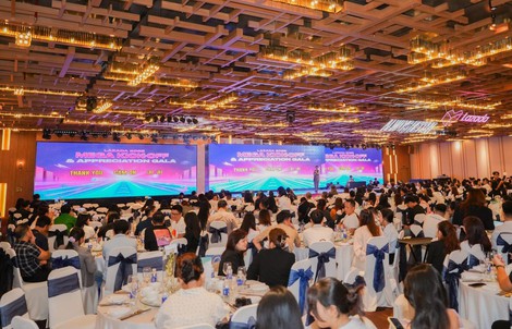 Lazada thổi bùng sức nóng mùa Mega Sale cuối năm với sự kiện kick-off hoàng tráng