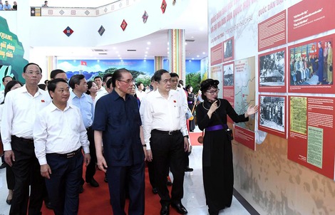 Chủ tịch Quốc hội Trần Thanh Mẫn dự Chương trình "Trở về nguồn - hướng tới tương lai"