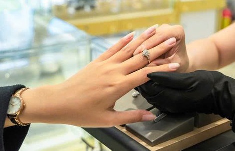 Trải nghiệm từ A-Z không gian mua sắm trang sức kim cương tại Cashon cho những người yêu sự tinh tế