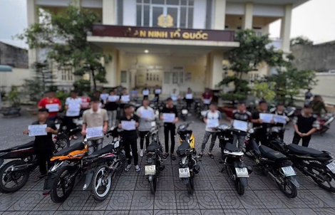 Công an TP HCM khởi tố 21 thanh niên lạng lách, đánh võng ở xã Phước Hải