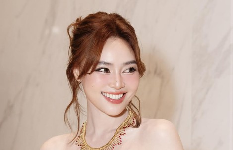 Ninh Dương Lan Ngọc tỏa sắc kiêu sa