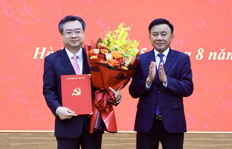 Trao quyết định bổ nhiệm ông Nguyễn Thanh Nghị làm Trưởng Ban Chính sách, chiến lược Trung ương