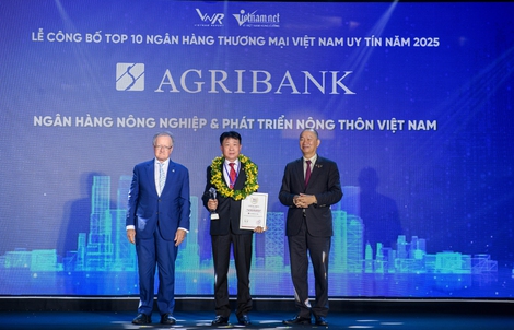 Agribank được vinh danh Top 10 Ngân hàng Thương mại Việt Nam uy tín năm 2025