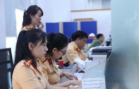 Sau sáp nhập, Công an TP HCM đã đăng ký xe cho gần 1.900 hồ sơ tại khu vực 1