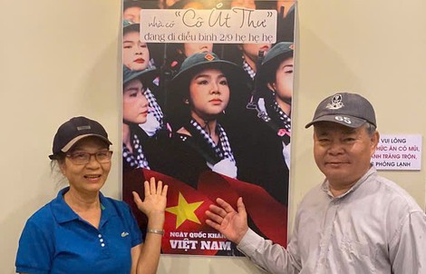 Bất ngờ với thành tích, nhan sắc của "nữ du kích" tham dự A80 của TP HCM