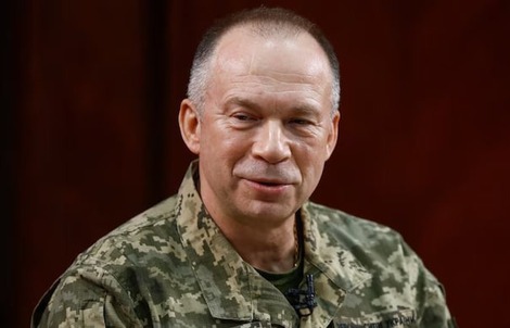 Ukraine cách chức 2 sĩ quan cấp cao tại điểm nóng giao tranh với Nga