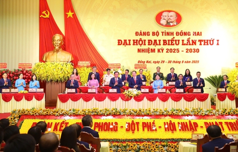 Hình ảnh khai mạc Đại hội Đại biểu Đảng bộ tỉnh Đồng Nai lần thứ I, nhiệm kỳ 2025-2030