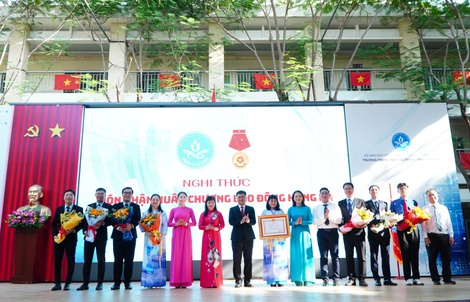 Lễ khai giảng đặc biệt của học sinh TP HCM