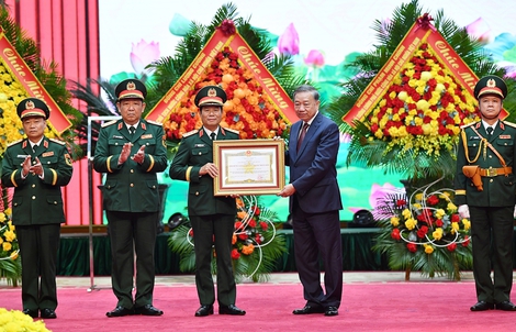 Tổng Bí thư Tô Lâm trao Danh hiệu Anh hùng Lực lượng vũ trang cho Bộ Tổng Tham mưu QĐND
