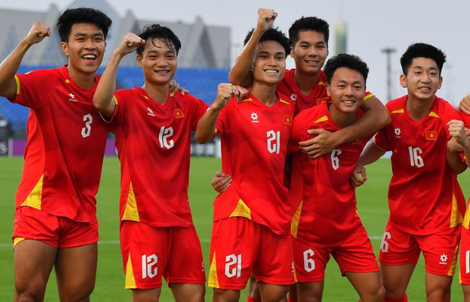 U23 Việt Nam (1-1) U23 UAE: Kết thúc hiệp 1!