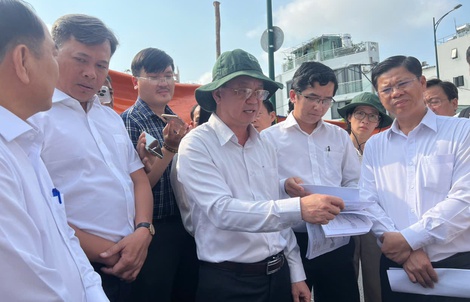 Sự cố sụp mặt đường Ba Đình: Lãnh đạo TPHCM yêu cầu xử lý trước Tết