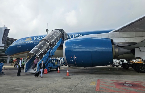 Vé Tết vẫn "sốt cao"