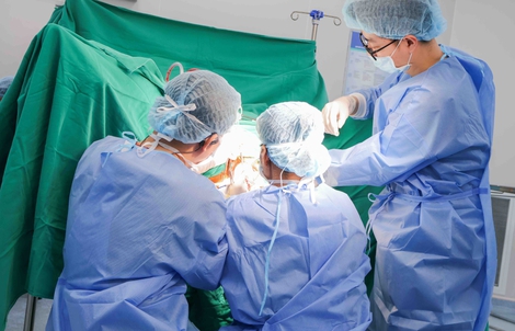 Vinmec Cần Thơ phẫu thuật thành công ca sa sinh dục phức tạp ở bệnh nhân cao tuổi