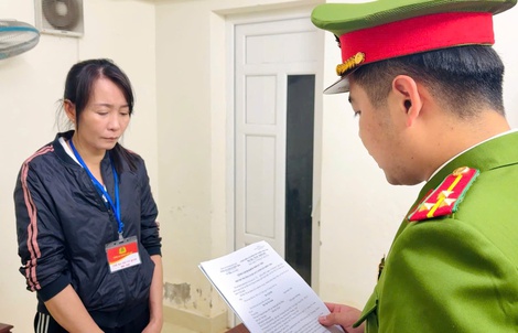 Khởi tố giám đốc doanh nghiệp chuyên cung cấp thực phẩm trôi nổi cho trường học