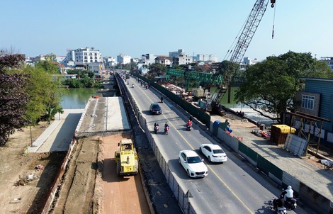 Rõ lý do nhà thầu thi công cầu ở Huế bị phạt hơn 1,5 tỉ đồng